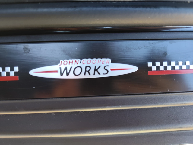 Mini Clubman JOHN COOPER WORKS* 2.0D* SD ALL4* АВТОМАТИК* LED* - автомобили, коли, обяви за нови и употребявани 5