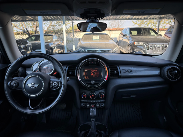 Mini Cooper 1.5 - автомобили, коли, обяви за нови и употребявани 13