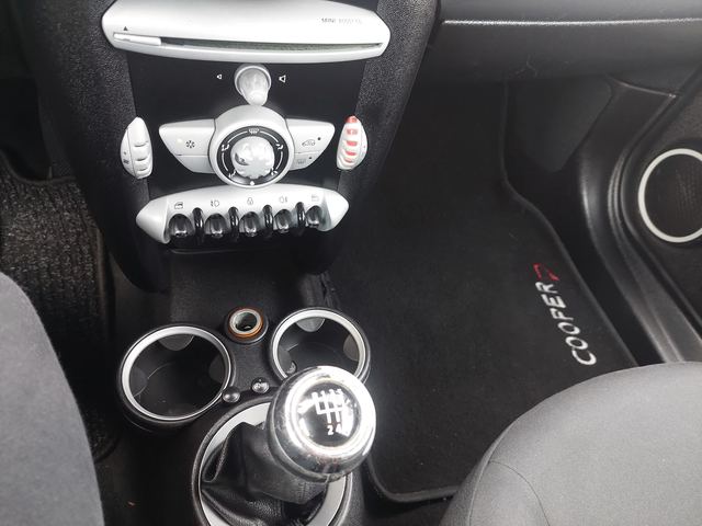 Mini Cooper 1, 6d 110ps FACELIFT - автомобили, коли, обяви за нови и употребявани 9