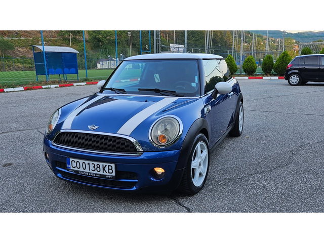 Mini Cooper 1.6d KLIMATRONIK/6skorosti - автомобили, коли, обяви за нови и употребявани 0
