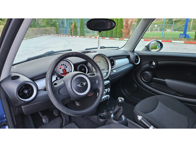 Mini Cooper 1.6d KLIMATRONIK/6skorosti - автомобили, коли, обяви за нови и употребявани 9
