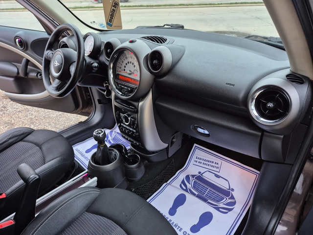 Mini Cooper 1.6D 111k.s - автомобили, коли, обяви за нови и употребявани 9