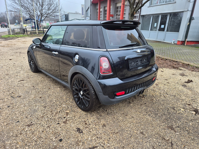 Mini Cooper 1.6i NAVI - автомобили, коли, обяви за нови и употребявани 6