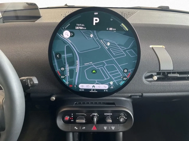 Mini Cooper E Trim L Pano Hud 360 Harman Kardon - автомобили, коли, обяви за нови и употребявани 11