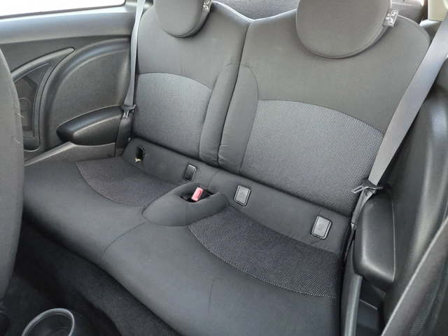 Mini Cooper 1.4I-95кс= 6СКОРОСТИ= КЛИМАТИК - автомобили, коли, обяви за нови и употребявани 8