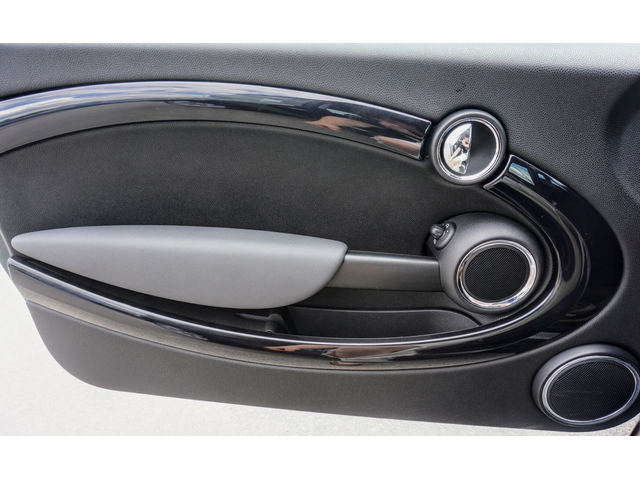 Mini Cooper s 1.6i - автомобили, коли, обяви за нови и употребявани 4