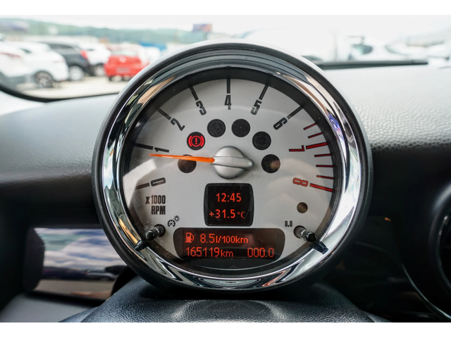 Mini Cooper s 1.6i - автомобили, коли, обяви за нови и употребявани 6