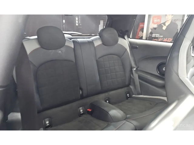 Mini Cooper s JCW* CARPLAY* DIGITAL* СЕРВИЗНА ИСТОРИЯ - автомобили, коли, обяви за нови и употребявани 10