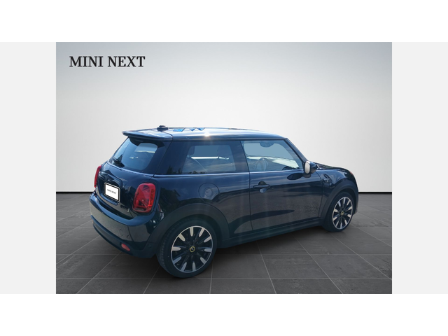 MINI Cooper SE - автомобили, коли, обяви за нови и употребявани 1