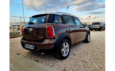mini-countryman-1-6d-4x4-panorama-navi-koja - 5