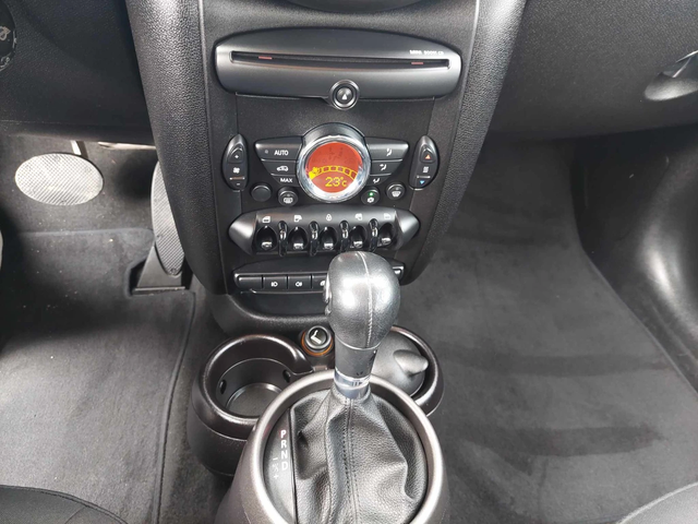 Mini Countryman 2, 0d 4x4 AUTOMATIC - автомобили, коли, обяви за нови и употребявани 9