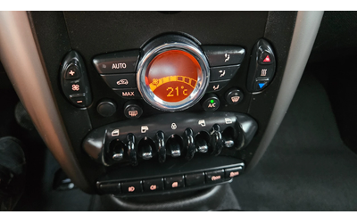 Mini Countryman 2.0D 4x4/6skorosti/Klimatronik - автомобили, коли, обяви за нови и употребявани 14