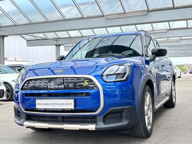 Mini Countryman SE ALL4 Panorama Hud Winter Package Keyless - автомобили, коли, обяви за нови и употребявани 1