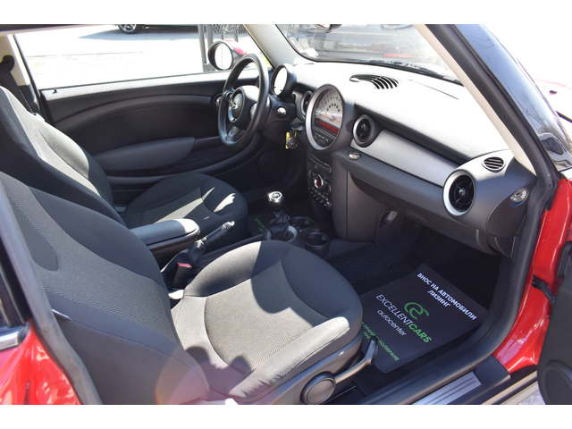 Mini One 1.6i* Сервизна история* ПОДГРЕВИ* 6скорости* - автомобили, коли, обяви за нови и употребявани 10