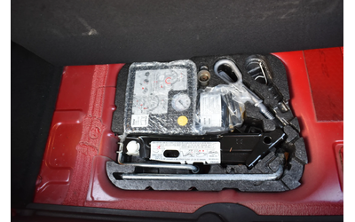 Mini One 1.6i* Сервизна история* ПОДГРЕВИ* 6скорости* - автомобили, коли, обяви за нови и употребявани 15