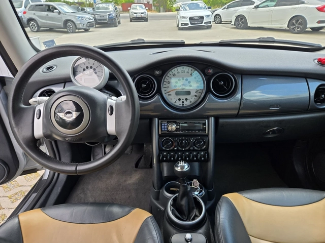 Mini One 1.6i-90кс= КЛИМАТИК= КОЖА= ВСИЧКО ПЛАТЕНО - автомобили, коли, обяви за нови и употребявани 10