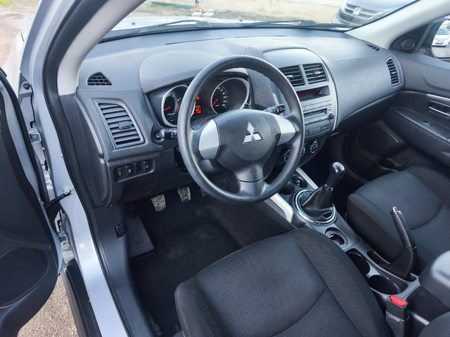 Mitsubishi ASX 1.6 i ГАЗ - автомобили, коли, обяви за нови и употребявани 9