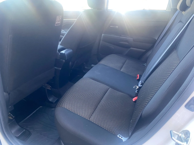 Mitsubishi ASX 1.8D - автомобили, коли, обяви за нови и употребявани 10