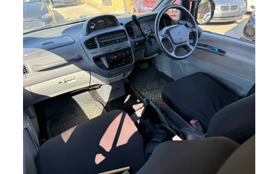 Mitsubishi Delica 2.8 tdi 4X4 уникат - автомобили, коли, обяви за нови и употребявани 6