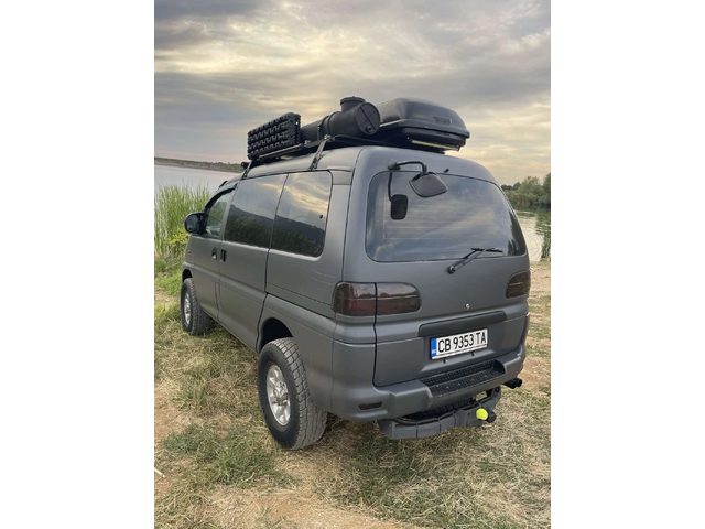 Mitsubishi Delica 2.8 tdi 4X4 уникат - автомобили, коли, обяви за нови и употребявани 8