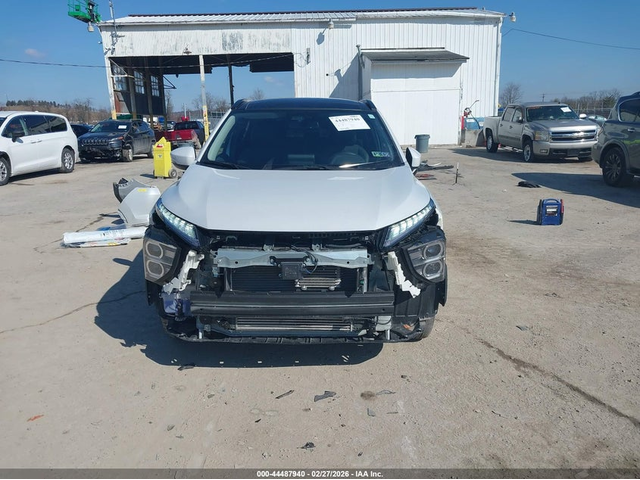 Mitsubishi Eclipse Cross 1.5L I-4 DI, DOHC, VVT, TURBO, 152HP 4X4 Drive - автомобили, коли, обяви за нови и употребявани 12