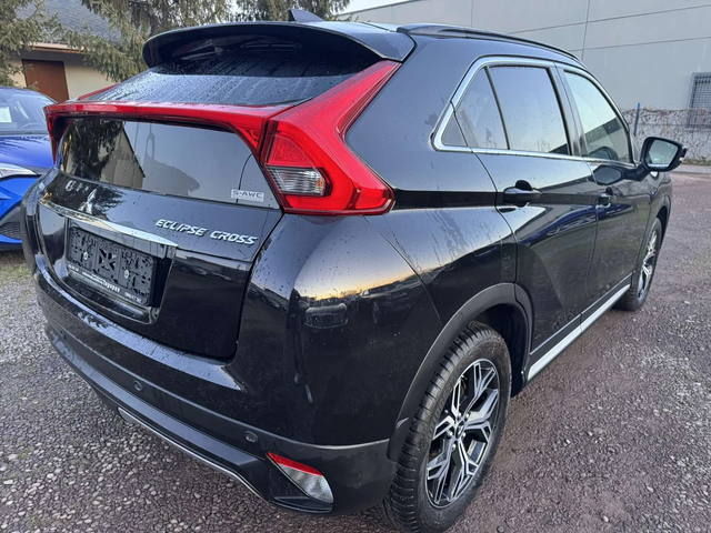 Mitsubishi Eclipse Cross 1.5T Sty4WD, 163 к.с - автомобили, коли, обяви за нови и употребявани 6