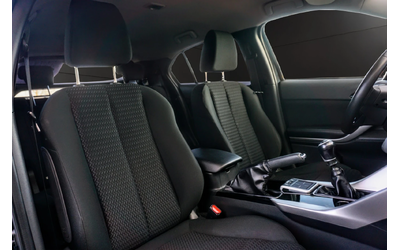 Mitsubishi Eclipse Cross 1.5T INTENSE - автомобили, коли, обяви за нови и употребявани 9