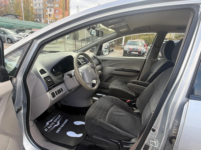 Mitsubishi Grandis 2.4i 6+ 1МЕСТА / АВТОМАТИК - автомобили, коли, обяви за нови и употребявани 6