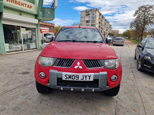 Mitsubishi L200 2.5 136 к.с.десен волан - автомобили, коли, обяви за нови и употребявани 5