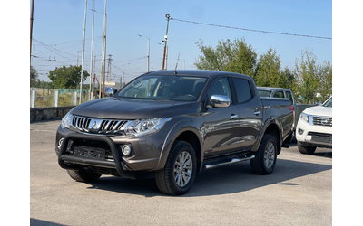 mitsubishi-l200 - 1