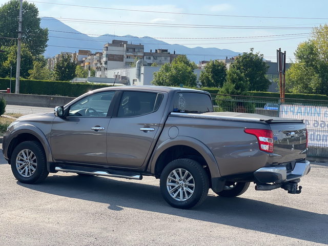 Mitsubishi L200 2.4Di-D Instyle 4x4 * 80 Jahre* - автомобили, коли, обяви за нови и употребявани 3