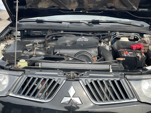 Mitsubishi L200 2.5Di-D 4x4 Instyle - автомобили, коли, обяви за нови и употребявани 15