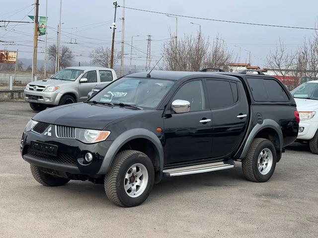 Mitsubishi L200 2.5Di-D 4x4 Instyle - автомобили, коли, обяви за нови и употребявани 1