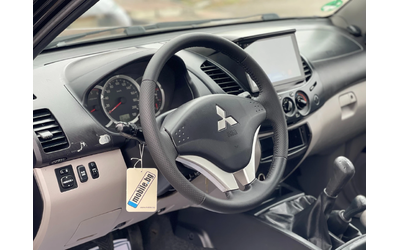 Mitsubishi L200 2.5Di-D 4x4 Facelift - автомобили, коли, обяви за нови и употребявани 10