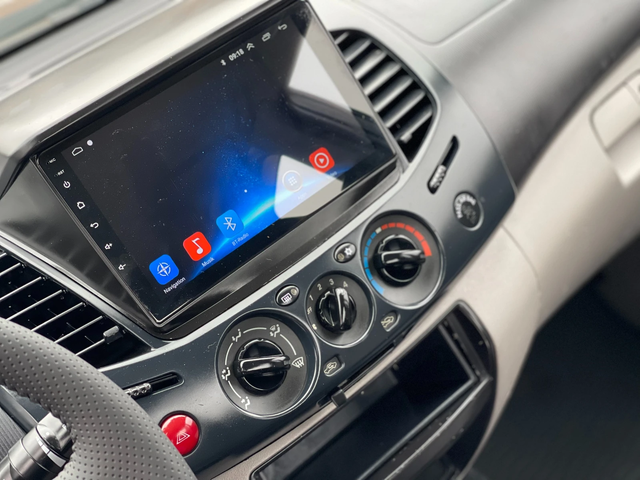 Mitsubishi L200 2.5Di-D 4x4 Facelift - автомобили, коли, обяви за нови и употребявани 12