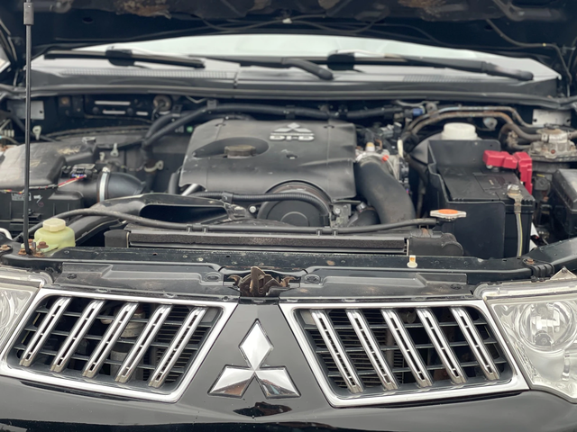 Mitsubishi L200 2.5Di-D 4x4 Facelift - автомобили, коли, обяви за нови и употребявани 14