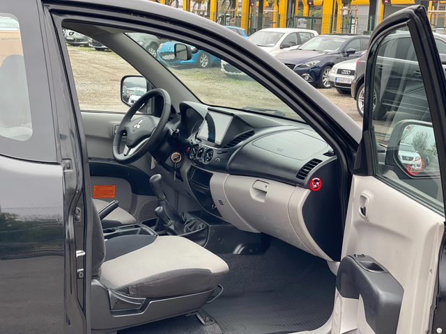 Mitsubishi L200 2.5Di-D 4x4 Facelift - автомобили, коли, обяви за нови и употребявани 7