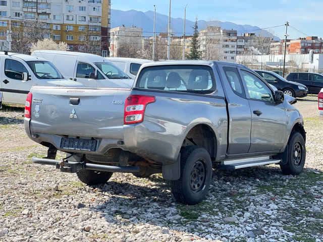Mitsubishi L200 2.4Di-D 4x4 на части - автомобили, коли, обяви за нови и употребявани 1
