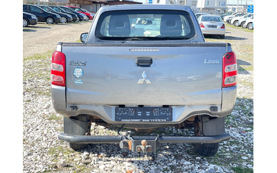 mitsubishi-l200 - 2