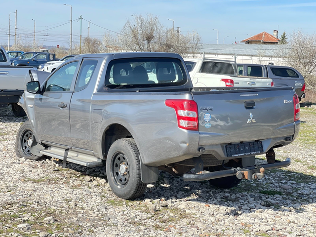 Mitsubishi L200 2.4Di-D 4x4 на части - автомобили, коли, обяви за нови и употребявани 3