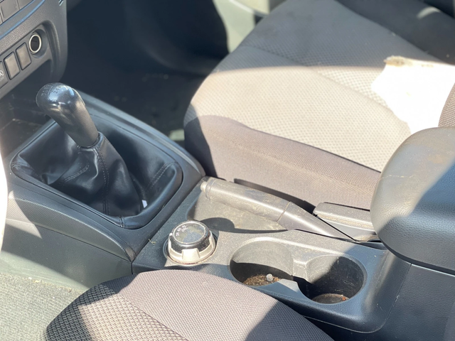 Mitsubishi L200 2.4Di-D 4x4 на части - автомобили, коли, обяви за нови и употребявани 7