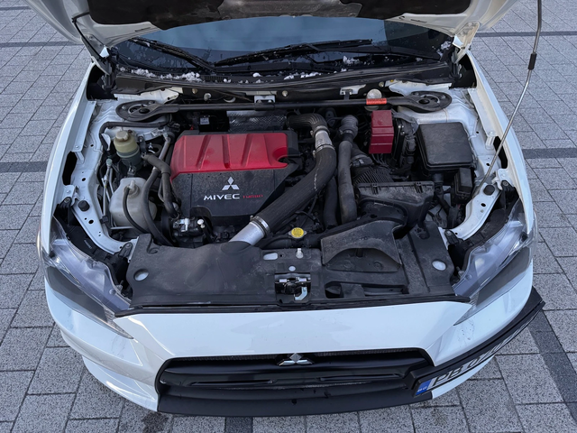 Mitsubishi Lancer Evolution X - автомобили, коли, обяви за нови и употребявани 16