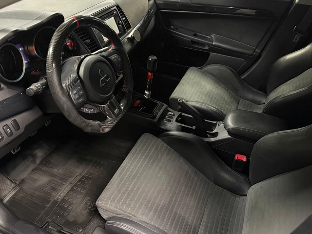 Mitsubishi Lancer Evolution GSR| CARFAX| КРАЙНА ЦЕНА - автомобили, коли, обяви за нови и употребявани 5