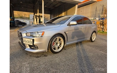 mitsubishi-lancer - 1
