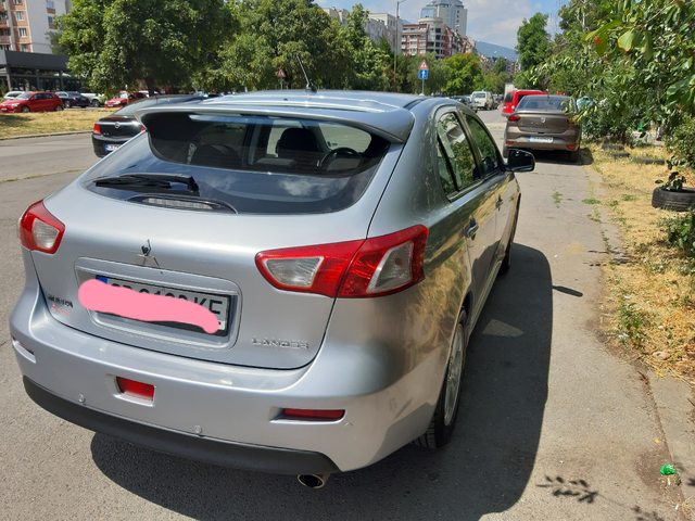 Mitsubishi Lancer Sportback - автомобили, коли, обяви за нови и употребявани 3
