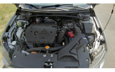 Mitsubishi Lancer Sportback - автомобили, коли, обяви за нови и употребявани 9