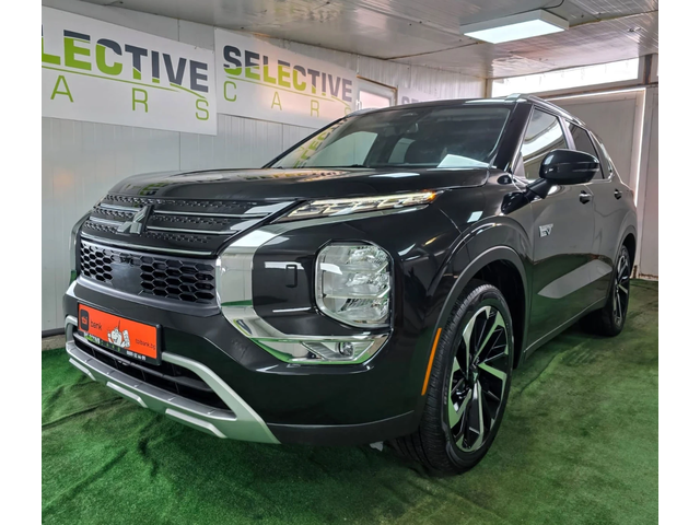 Mitsubishi Outlander PLUG-IN HYBRID PHEV SE S-AWC - автомобили, коли, обяви за нови и употребявани 0