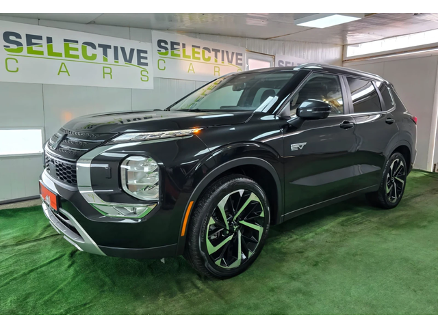 Mitsubishi Outlander PLUG-IN HYBRID PHEV SE S-AWC - автомобили, коли, обяви за нови и употребявани 1