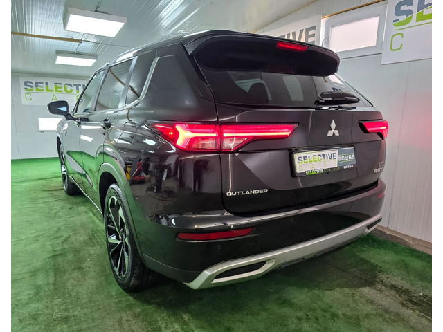 Mitsubishi Outlander PLUG-IN HYBRID PHEV SE S-AWC - автомобили, коли, обяви за нови и употребявани 4