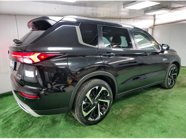 Mitsubishi Outlander PLUG-IN HYBRID PHEV SE S-AWC - автомобили, коли, обяви за нови и употребявани 5